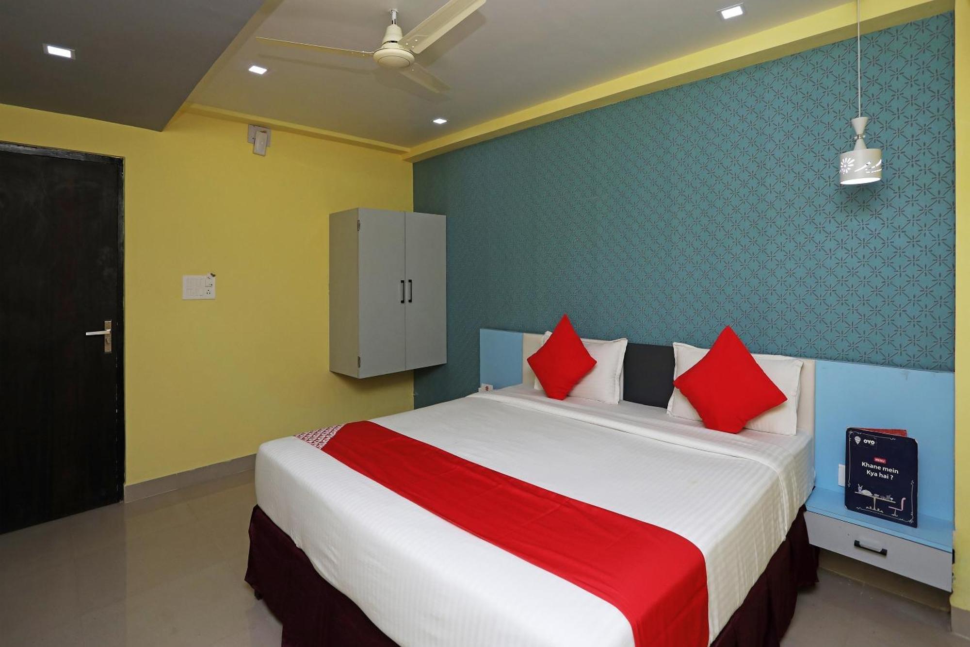 Super Capital O Sai Jagannath Hotel Khandagiri Exterior photo
