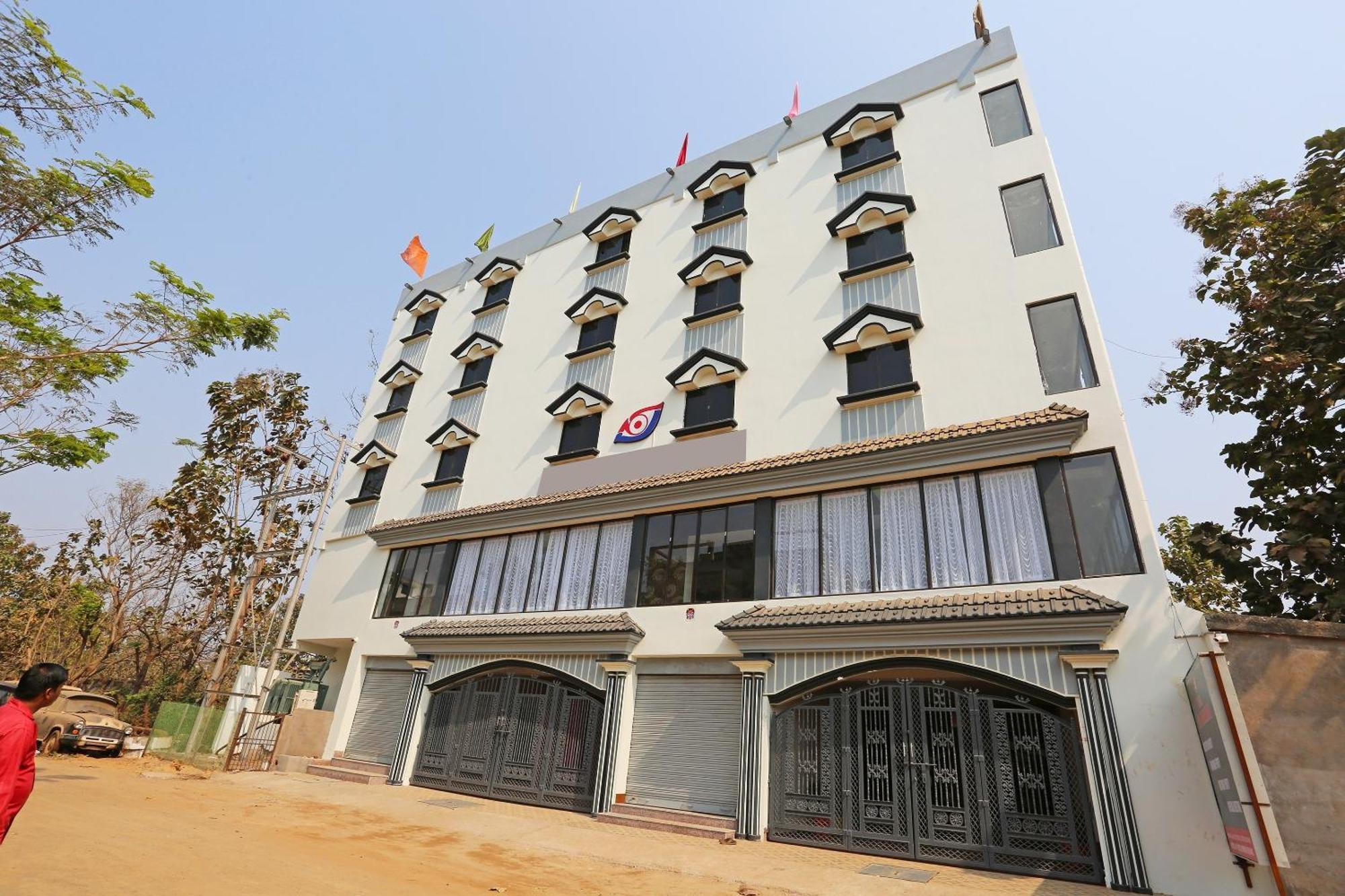 Super Capital O Sai Jagannath Hotel Khandagiri Exterior photo